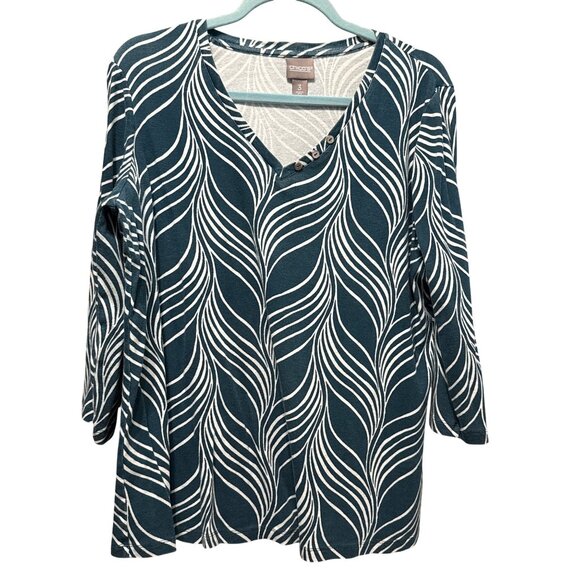 Chico's Tops - Chicos Womens V-Neck 3/4 Sleeve Top With Button Accent Size 3 Green Leaf Print
